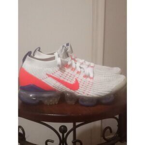 Nike Air VaporMax Flyknit 3 White Crimson Blue Women Size 6.5 (CZ7994-100)